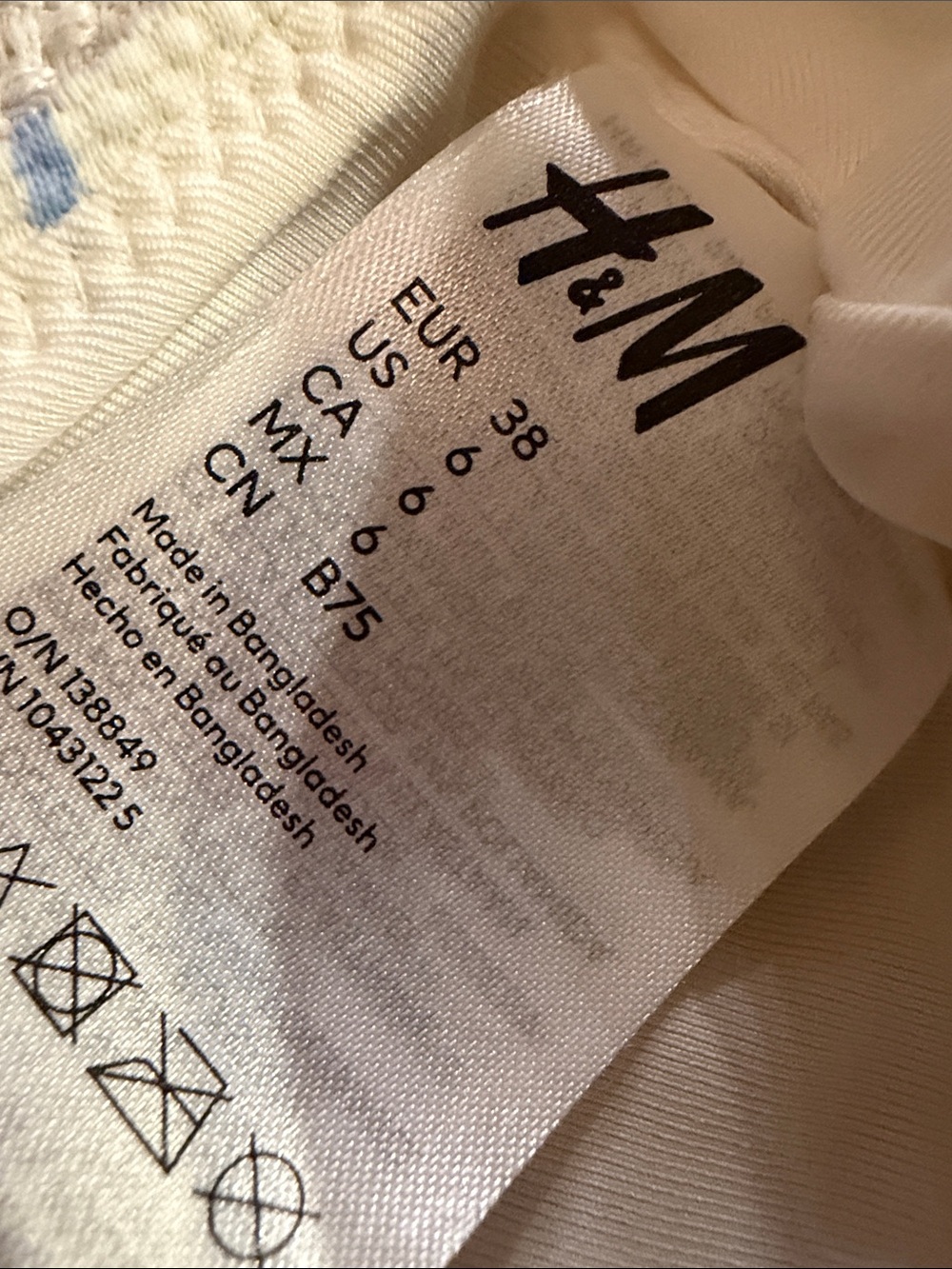 H & M Cream Striped Top & aerie Black High-Waist Bikini Bottoms - Picture 4 of 5